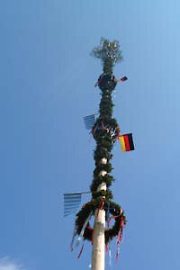 Maibaum in Bayern